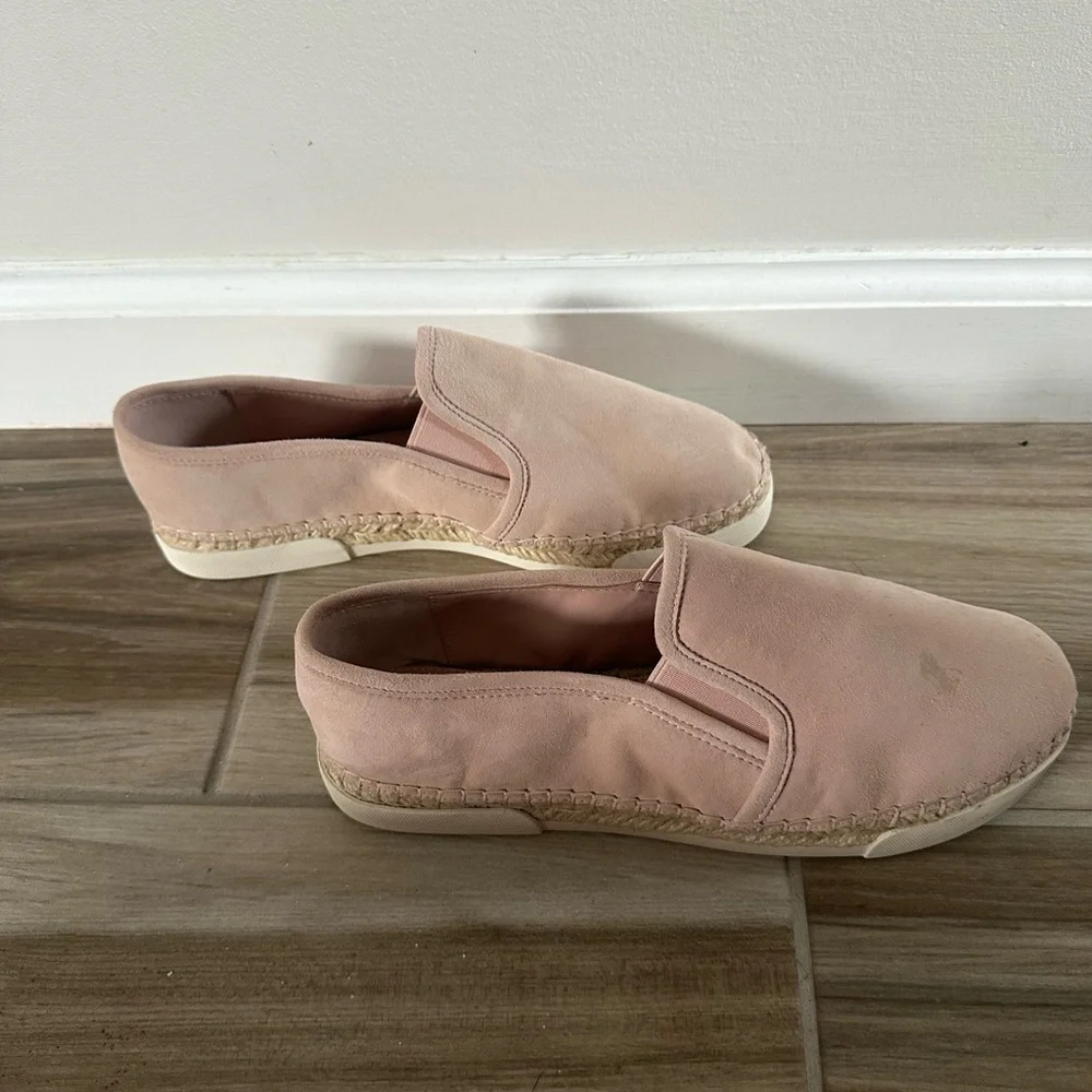 Vince Camuto excellent worn
